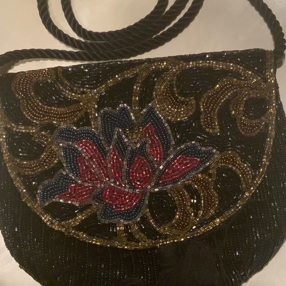 Beautiful Women’s Shoulder Bag - Picture 1 of 4